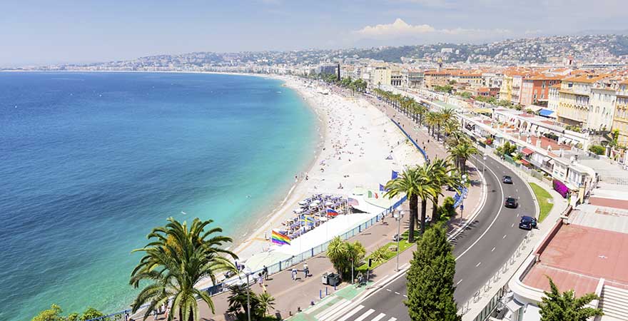 Ausblick auf die Promenade Anglais in Nizza, Frankreich