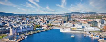 Luftaufnahme vom Hafen über Norwegens Hauptstadt Oslo